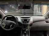 Hyundai Elantra 2012 года за 6 000 000 тг. в Жанаозен – фото 2