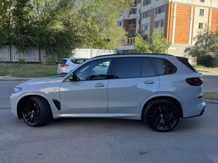 BMW X5 2024 года за 49 000 000 тг. в Астана – фото 12