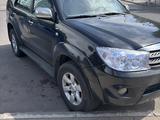 Toyota Fortuner 2005 года за 7 700 000 тг. в Астана – фото 4