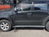Toyota Fortuner 2005 года за 7 700 000 тг. в Астана – фото 3
