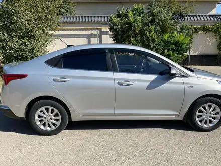 Hyundai Accent 2021 года за 7 200 000 тг. в Шымкент – фото 4