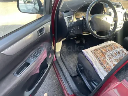 Toyota Avensis Verso 2004 года за 2 887 300 тг. в Алматы – фото 7