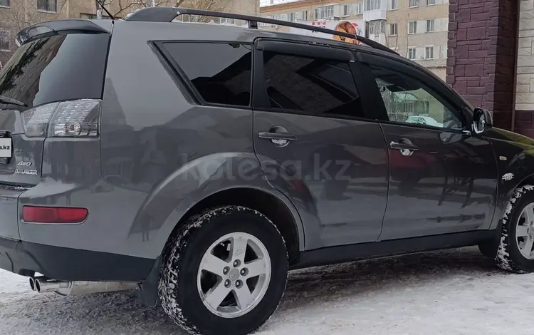 Mitsubishi Outlander 2007 годаfor5 800 000 тг. в Петропавловск