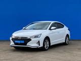 Hyundai Elantra 2019 годаүшін8 330 000 тг. в Алматы