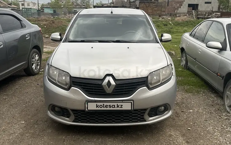 Renault Sandero 2015 года за 3 750 000 тг. в Астана