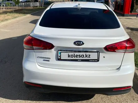 Kia Cerato 2019 года за 7 150 000 тг. в Уральск – фото 2