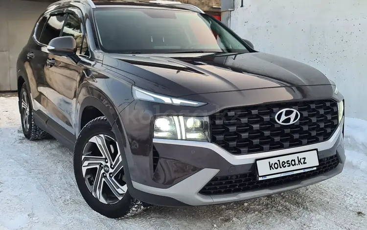 Hyundai Santa Fe 2022 годаfor16 300 000 тг. в Алматы