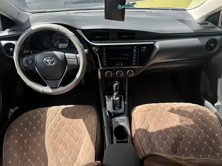 Toyota Corolla 2018 года за 8 790 000 тг. в Актобе – фото 21