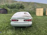 Toyota Camry 2000 года за 1 200 000 тг. в Усть-Каменогорск – фото 2