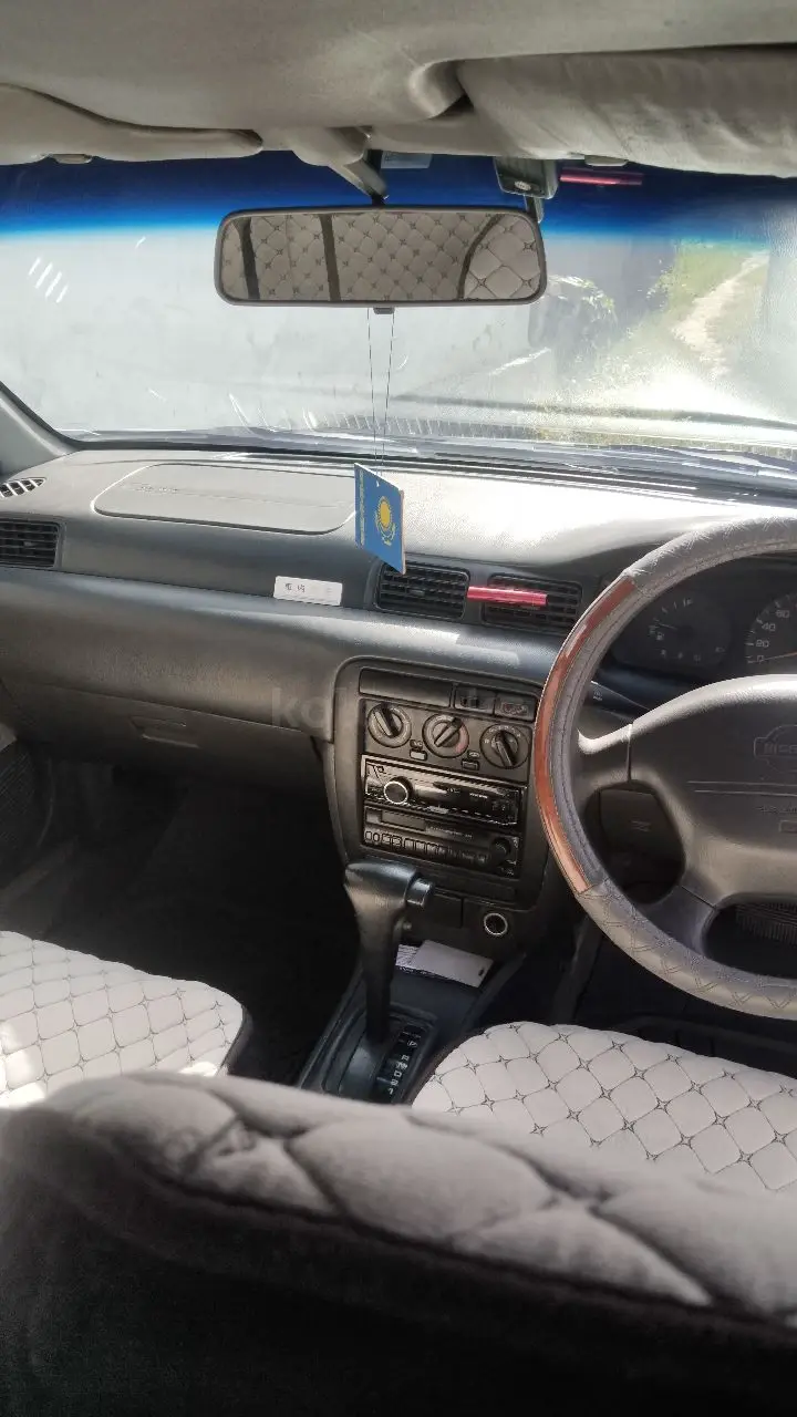 Nissan Sunny, 1997