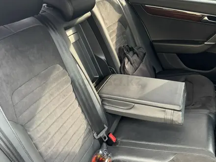 Volkswagen Passat 2013 года за 7 000 000 тг. в Алматы – фото 17