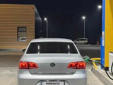 Volkswagen Passat 2013 года за 7 000 000 тг. в Алматы – фото 19