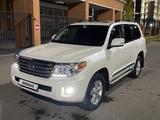 Toyota Land Cruiser 2014 годаfor26 500 000 тг. в Астана