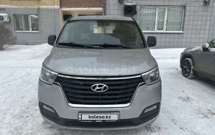 Hyundai Starex 2019 годаүшін16 700 000 тг. в Астана