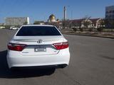 Toyota Camry 2016 года за 7 100 000 тг. в Актау – фото 4