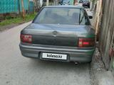 Mazda 323 1992 годаүшін1 100 000 тг. в Алматы – фото 3