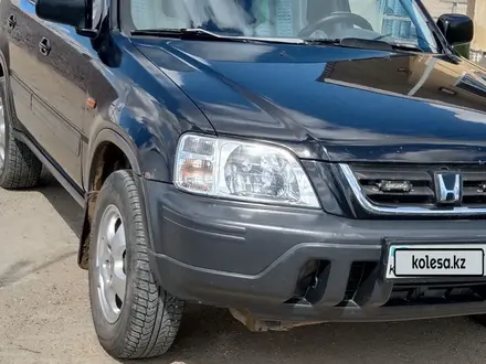 Honda CR-V 1998 года за 3 500 000 тг. в Актобе