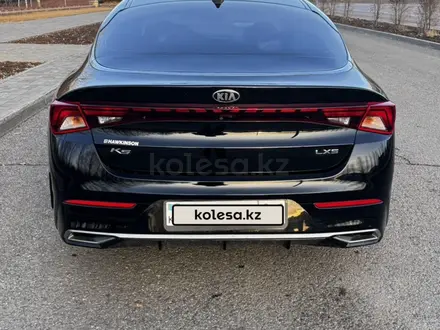 Kia K5 2020 года за 10 500 000 тг. в Алматы – фото 2