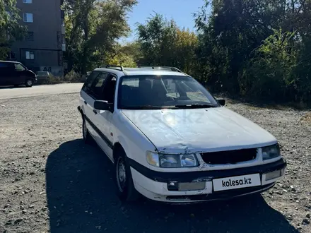 Volkswagen Passat 1995 года за 1 200 000 тг. в Караганда – фото 2