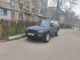 Toyota RAV4 1997 года за 2 900 000 тг. в Шымкент – фото 2