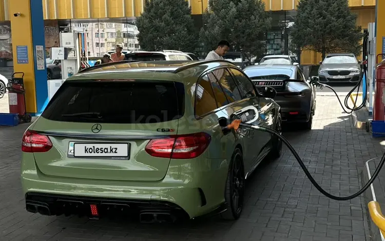 Mercedes-Benz C 63 AMG 2015 годаүшін35 000 000 тг. в Алматы