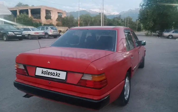 Mercedes-Benz E 230 1989 года за 550 000 тг. в Алматы