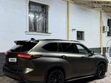 Toyota Highlander 2022 годаүшін24 800 000 тг. в Шымкент – фото 5