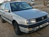 Volkswagen Vento 1993 года за 1 300 000 тг. в Актобе – фото 3