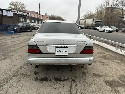 Mercedes-Benz E 200 1994 года за 1 650 000 тг. в Караганда – фото 7