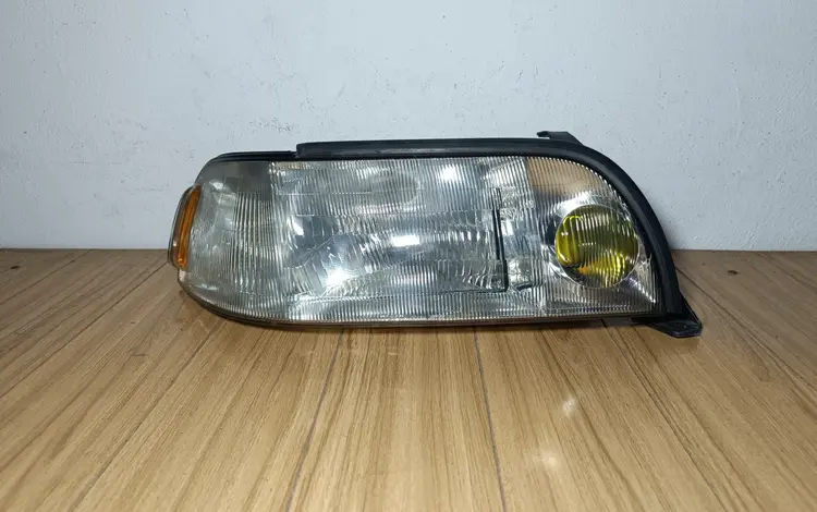 Фара Правая Toyota Crown Majesta S140 Тойота 91-95г Краун Маджеста R за 40 000 тг. в Караганда