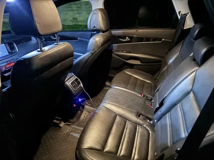 Kia Sorento 2015 года за 10 000 000 тг. в Астана – фото 22