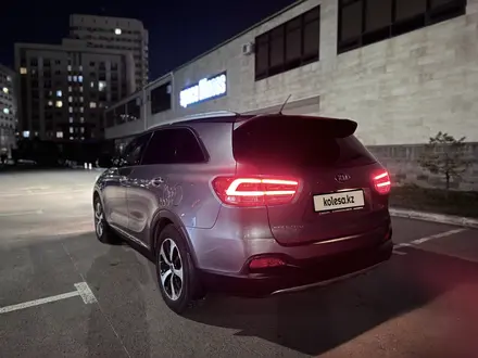 Kia Sorento 2015 года за 10 000 000 тг. в Астана – фото 24