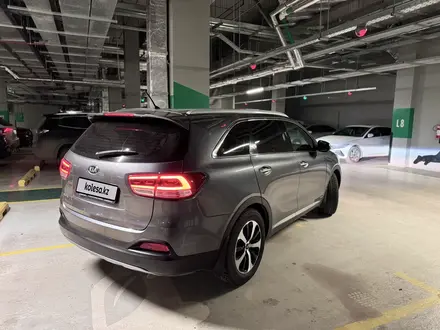 Kia Sorento 2015 года за 10 000 000 тг. в Астана – фото 7