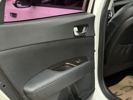 Kia K5 2015 года за 8 950 000 тг. в Алматы – фото 26