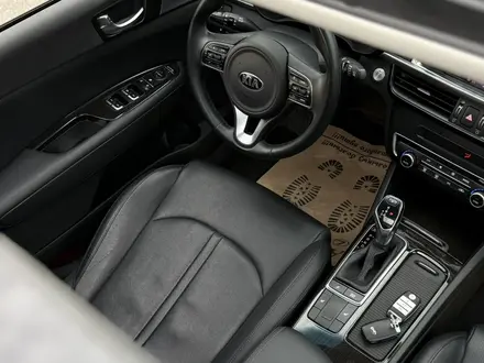 Kia K5 2015 года за 8 950 000 тг. в Алматы – фото 36