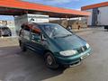 Volkswagen Sharan 1997 годаfor1 450 000 тг. в Уральск – фото 3