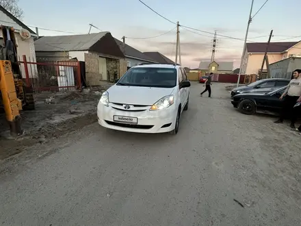 Toyota Sienna 2008 года за 7 500 000 тг. в Атырау – фото 15