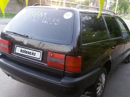 Volkswagen Passat 1995 года за 1 520 000 тг. в Алматы – фото 5