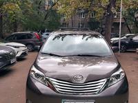 Toyota Sienna 2014 года за 14 700 000 тг. в Алматы