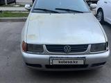 Volkswagen Polo 2001 года за 700 000 тг. в Алматы – фото 3
