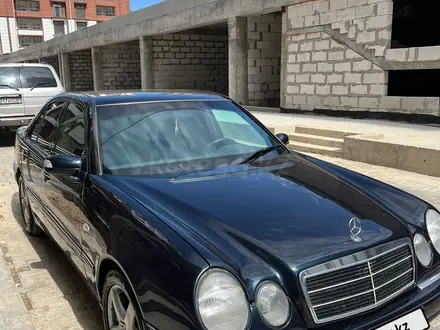 Mercedes-Benz E 230 1997 года за 3 500 000 тг. в Шымкент – фото 3