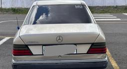 Mercedes-Benz E 230 1991 годаүшін1 100 000 тг. в Караганда – фото 4