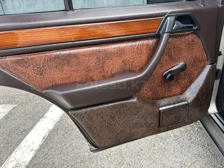 Mercedes-Benz E 230 1991 года за 1 100 000 тг. в Караганда – фото 6