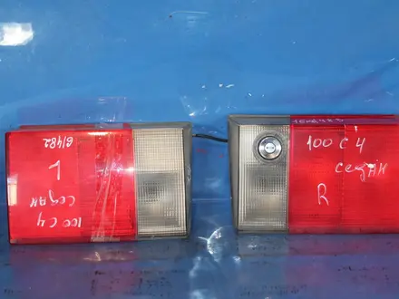 Задние фонари с крышки багажника за 30 000 тг. в Караганда