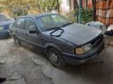 Volkswagen Passat 1991 года за 350 000 тг. в Алматы