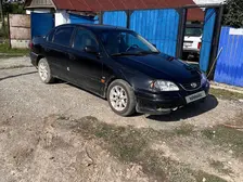Toyota Avensis, 2002