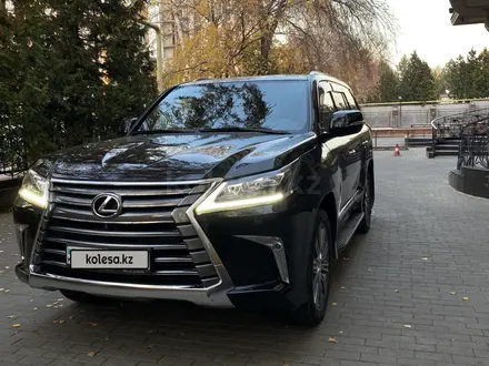 Lexus LX 570 2017 года за 42 800 000 тг. в Алматы – фото 2