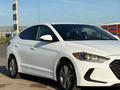 Hyundai Elantra 2017 года за 6 400 000 тг. в Астана – фото 2