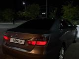 Toyota Camry 2015 годаүшін8 800 000 тг. в Жетысай – фото 4