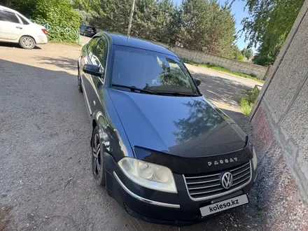 Volkswagen Passat 2002 года за 2 399 000 тг. в Петропавловск – фото 4